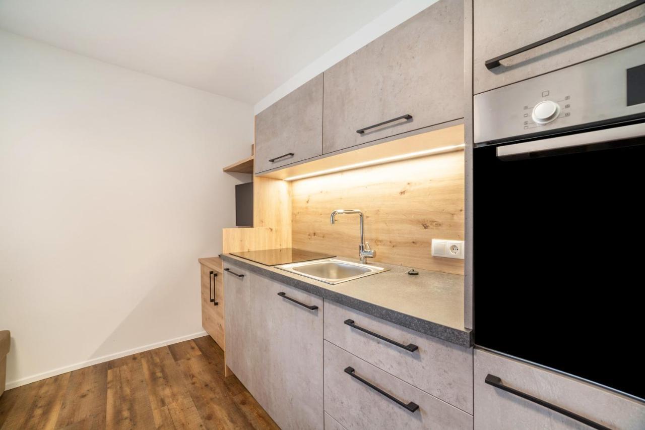 Parigger Apt Lavendel Racines Exterior foto